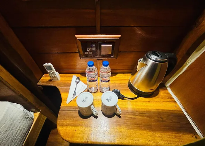 Woodholic Homestay